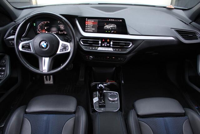 BMW 1-SERIE 118i M sport | Automaat | NL-auto | 1 eigenaar