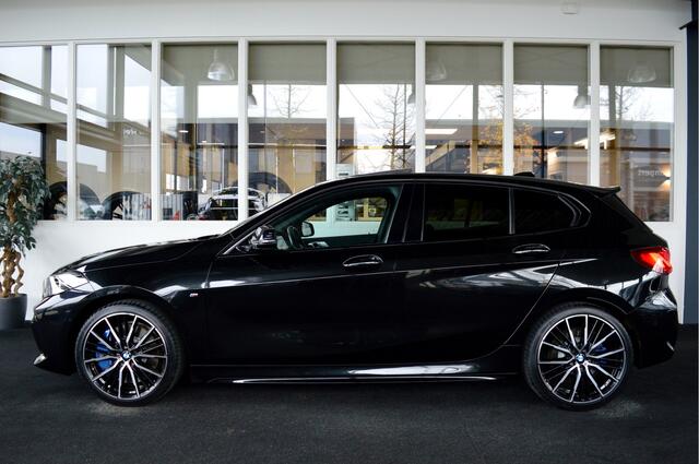 BMW 1-SERIE 118i M-Sportedition | 19" | Pano | Leder | Active Cruise