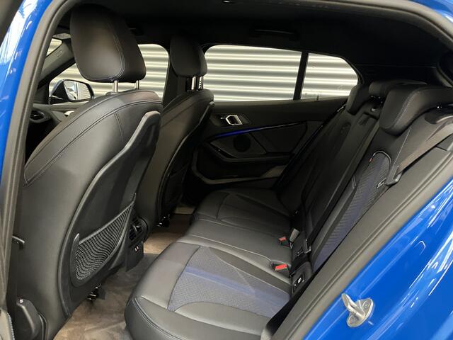 BMW 1-SERIE 118i HIGH EXE M SPORT/ADAPTIVE CR/PDC/STOEL STUUR VERW/1E EIG/ENZ