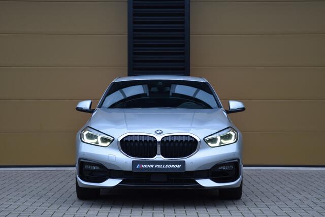 BMW 1-SERIE 118i High Executive Edition * Sportstoelen * Lichtpakket * M-Stuurwiel *