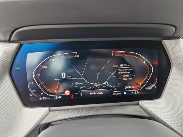 BMW 1-SERIE 118i Executive Editon | BMW Live Cockpit | Keyless | 18 '' LM |