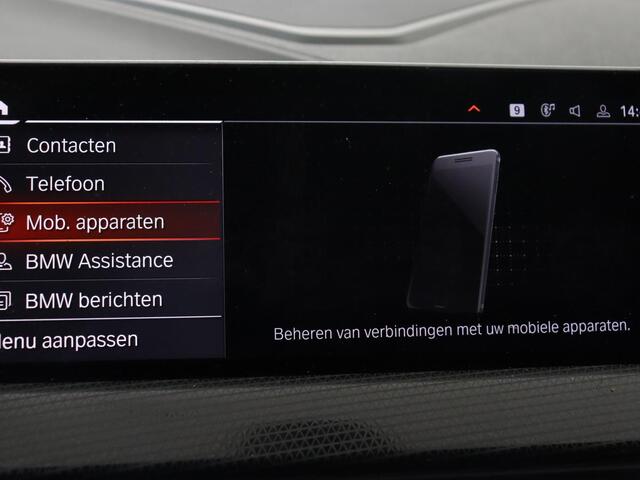 BMW 1-SERIE 118i M Sport | Panoramadak | Leder | Stoelverwarming | Carplay | Sfeerverlichting | Camera | Live Cockpit | Sportstoelen | Navigatie | Park Assist