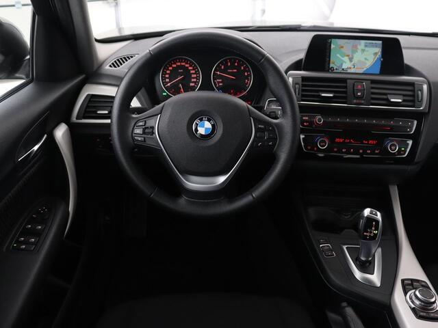 BMW 1-SERIE 118i Executive | 65.000 NAP | Cruise Control | Navigatie | Trekhaak | PDC | Bleutooth | Xenon | Automaat