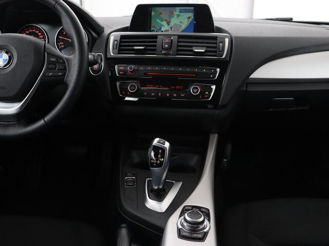 BMW 1-SERIE 118i Executive | 65.000 NAP | Cruise Control | Navigatie | Trekhaak | PDC | Bleutooth | Xenon | Automaat