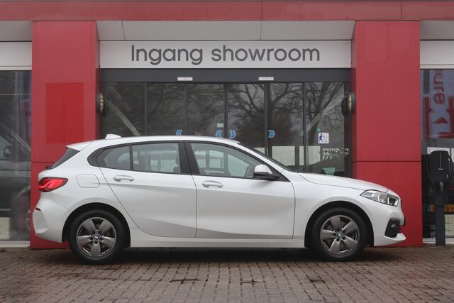 BMW 1-SERIE 118i Executive | Origineel NL | Virtual Cockpit | Cruise Control | Navigatie |
