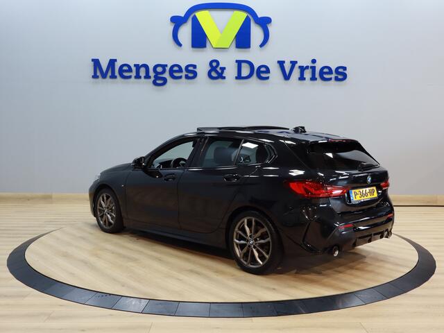 BMW 1-SERIE 120i M Sport Airco ECC | Panorama | Sfeer | Cruise Control | Trekhaak | LED | Apple Carplay | Isofix