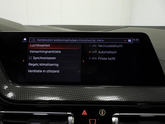 BMW 1-SERIE 118i Aut. Intro Sport Line VOL LEER/NAVI/CAMERA/LED/18"LMV!