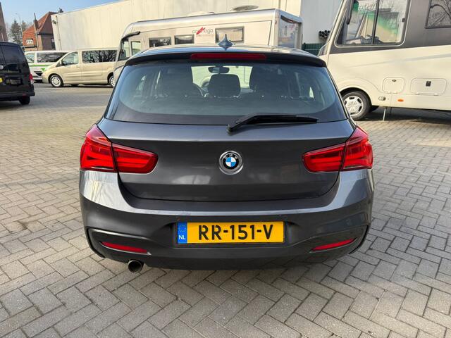 BMW 1-SERIE 118i Corporate Lease - Automaat - Clima - Navigatie - Origneel NL - Volledig Onderhouden - NAP