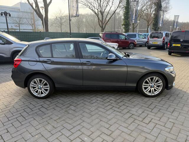 BMW 1-SERIE 118i Corporate Lease - Automaat - Clima - Navigatie - Origneel NL - Volledig Onderhouden - NAP