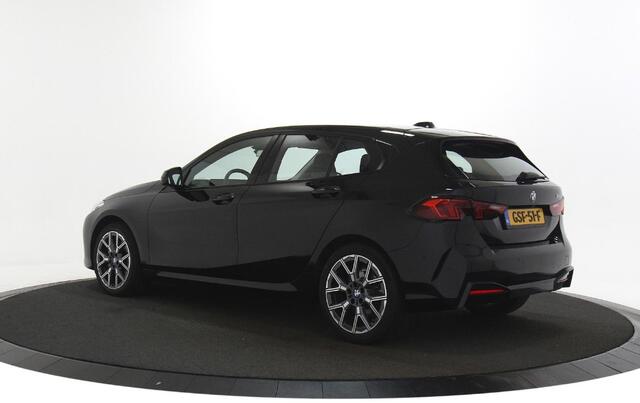 BMW 1-SERIE 120 facelift | Harman-Kardon | Sportstoelen | Stoelverwarming | 18" LMV