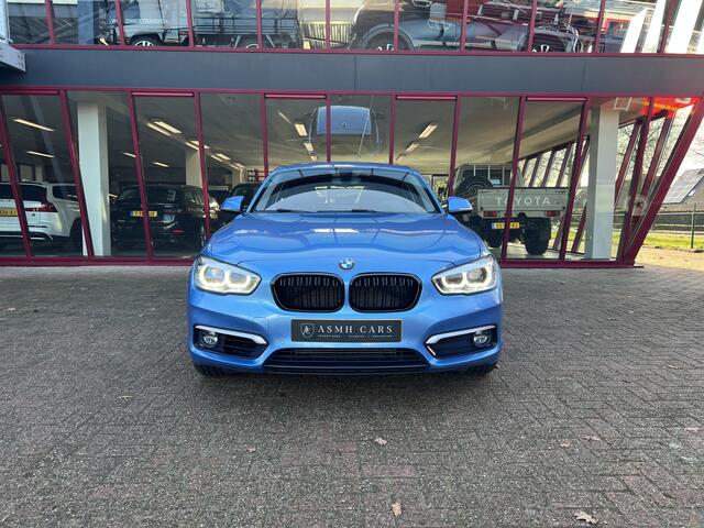 BMW 1-SERIE 118i Corporate Lease Executive | CC | Camera | Sportstoelen | PDC | Winterwielen |