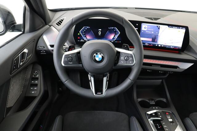BMW 1-SERIE 120 M SPORT DESIGN EDITION -PANO.DAK|M-SPORT|PRIVACY.GLAS|STEPTRONIC|DRIVING.ASSISTANT|CARPLAY|STOELVERW.