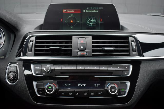 BMW 1-SERIE 118i Automaat Sport Line Shadow Executive LED | Full Map Navi | Sportstoelen | ECC | Volledig Onderhouden!!