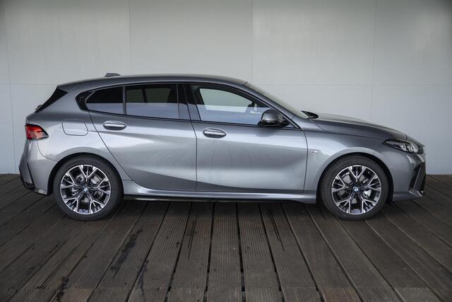 BMW 1-SERIE 120 | M Sportpakket | Premium Pack | Comfort Access | Stoelverwarming | Driving Assistant Plus | 18'' | Ekris Selection