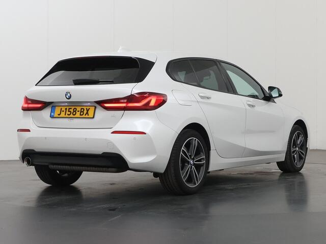 BMW 1-SERIE 118i Executive Edition Sport | Navigatie | Sportstoelen | DAB | Parkeersensoren | Climate Control | Cruise Control | Apple Carplay/Android Auto |