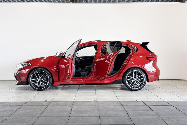 BMW 1-SERIE 118i Executive Edition Model M Sport Aut.