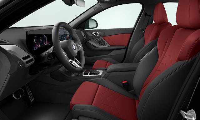 BMW 1-SERIE 120 | M-Sport | 18'' | Camera | Comfort Access | Elek. Achterklep | Stoelverwarming