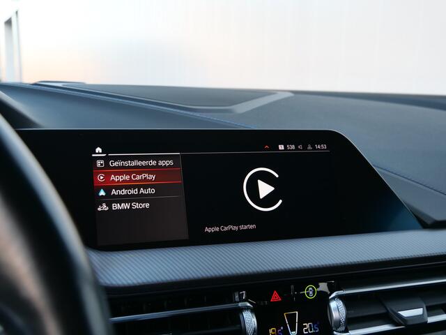 BMW 1-SERIE 118i High Executive 136 Pk Automaat Navi / Apple Carplay / DAB / PDC / M-pakket / Trekhaak