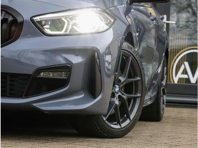 BMW 1-SERIE 120i M Sport Comfort Pro Pack Innovation | Pano Keyless Harman Kardon Head-Up