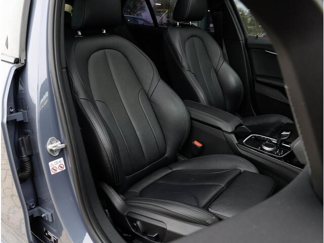 BMW 1-SERIE 120i M Sport Comfort Pro Pack Innovation | Pano Keyless Harman Kardon Head-Up