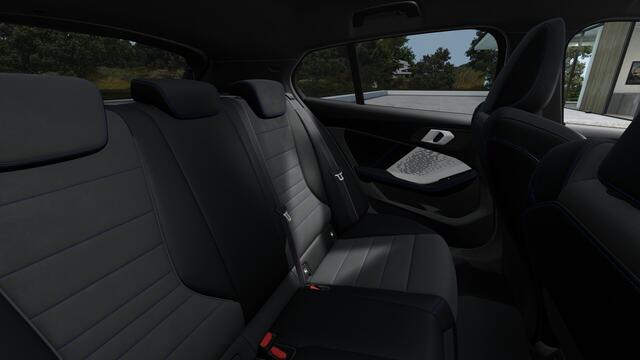 BMW 1-SERIE 120 M Sport Automaat / Sportstoelen / Achteruitrijcamera / M Adaptief onderstel / Comfort Access / Adaptieve LED / Stoelverwarming