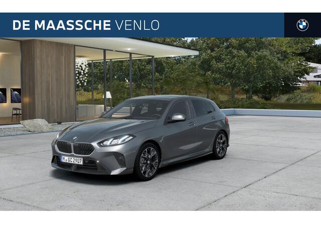 BMW 1-SERIE 120 M Sport Automaat / Sportstoelen / Achteruitrijcamera / M Adaptief onderstel / Stoelverwarming