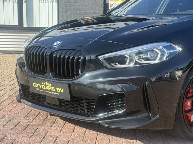 BMW 1-SERIE 128ti M sport automaat 266 pk navi camera climate ctr cruise ctr harman kardon led sportstoelen dealer oh 1e eigenaar