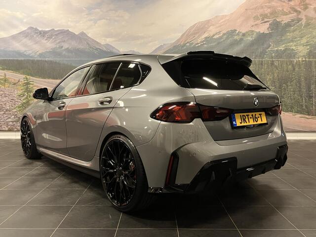 BMW 1-SERIE 120 M Sport Design Edition | Schuif-kantel dak | LED | 20" LMV | Dakspoiler | M-sport pakket | Org. NL |