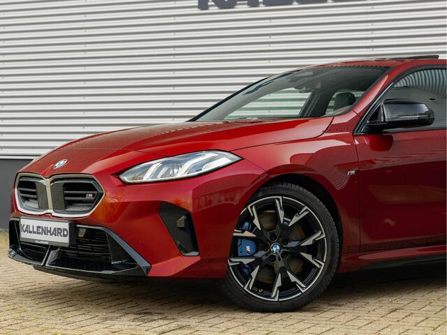 BMW 1-SERIE M135 xDrive - Pano - Memoryzetel - Harman Kardon