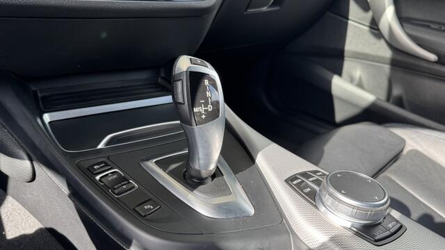 BMW 1-SERIE 118i High Exec | M-Sport | Leer | Navi