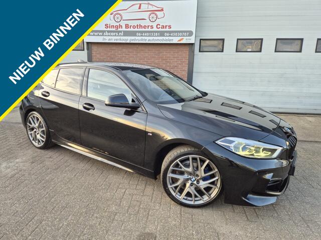 BMW 1-SERIE 118i H.EXE AUT M-SPORT CARPLAY LEER NAVI INRUIL MOG!!!!