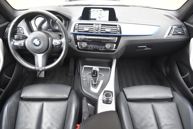 BMW 1-SERIE 118i Executive * M-Sportpakket * Dealeronderhouden * LED * 18'Lm *