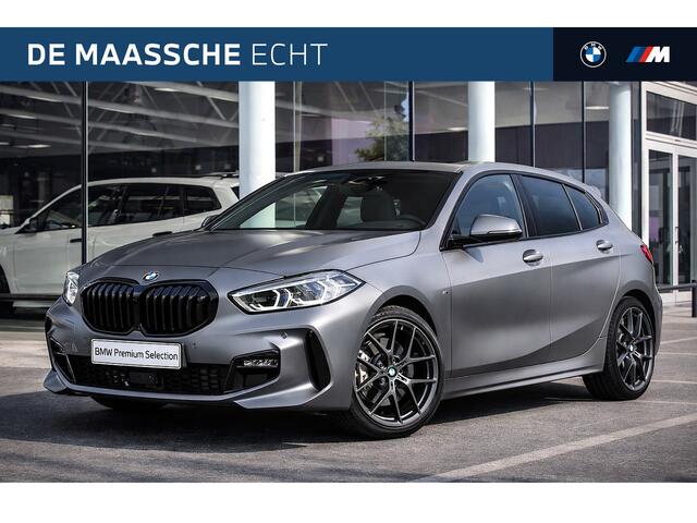 BMW 1-SERIE 118i M Sport Automaat / Panoramadak / Sportstoelen / Achteruitrijcamera / LED / Live Cockpit Professional / M Sportonderstel