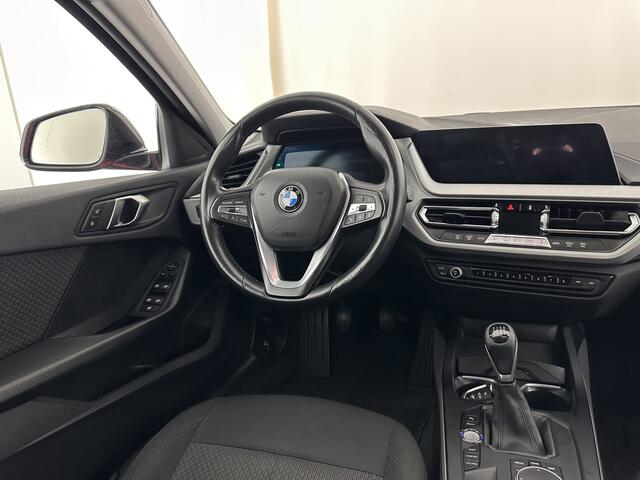 BMW 1-SERIE 116D EXECUTIVE EDITION *DIGI-COCKPIT | FULL-LED | NAVI-FULLMAP | AMBIENT-LIGHT | CRUISE | KEYLESS | PRIVACY-GLASS | ECC | PDC | 16"ALU*