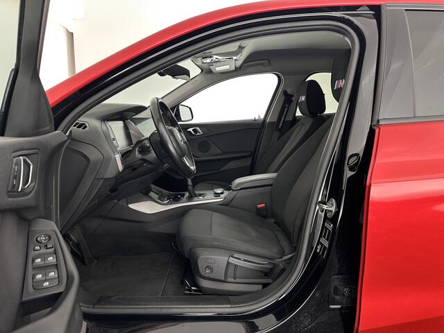 BMW 1-SERIE 116D EXECUTIVE EDITION *DIGI-COCKPIT | FULL-LED | NAVI-FULLMAP | AMBIENT-LIGHT | CRUISE | KEYLESS | PRIVACY-GLASS | ECC | PDC | 16"ALU*