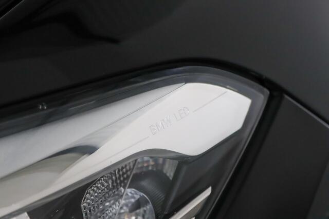 BMW 1-SERIE 118i Corporate Lease Executive Trekhaak, Cruise control, Led, Airco,