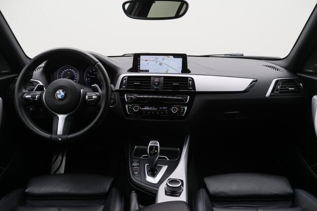 BMW 1-SERIE 120i Edition Sport Line Shadow High Executive Leer, H&K, Camera, Keyless, Cruise, Standkachel, Bluetooth, PDC, DAB, 18''