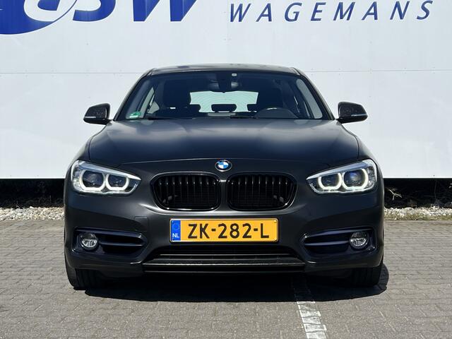 BMW 1-SERIE 118i Executive | Clima | LED | 17 inch