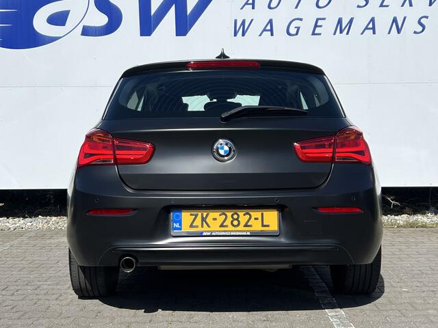 BMW 1-SERIE 118i Executive | Clima | LED | 17 inch