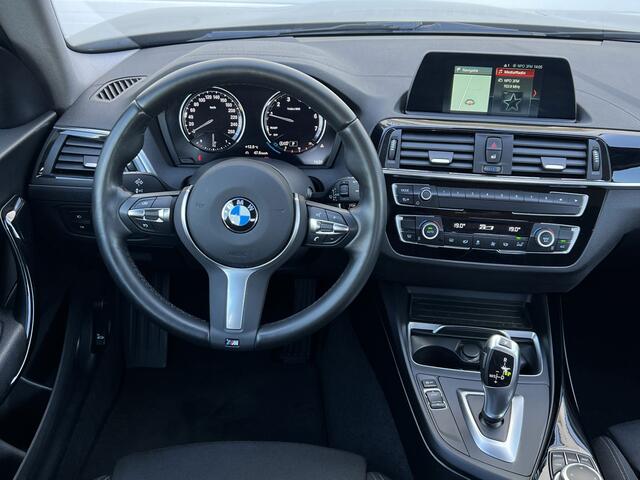 BMW 1-SERIE 118i Executive | Clima | LED | 17 inch