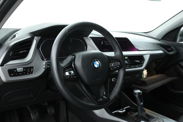BMW 1-SERIE 118i High Executive Edition Full Black, Apple Carplay, Cruise