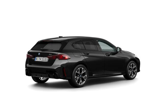 BMW 1-SERIE 120 M Sport Design Edition | Extra getint glas | Driving Assistant