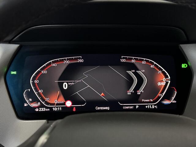 BMW 1-SERIE 118i Executive Edition AUTOMAAT DIGI-DASH NAVI CARPLAY LMV 2X-PDC