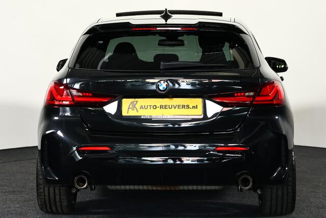 BMW 1-SERIE 120i M-Sport / Opendak / Kuipstoel / LED / Cam / CarPlay
