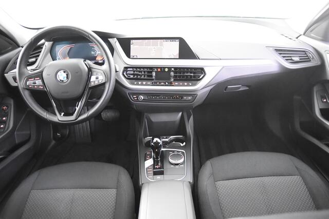 BMW 1-SERIE 116i *1ste Eigenaar*Navigatie*Stoelverwarming*PDC*