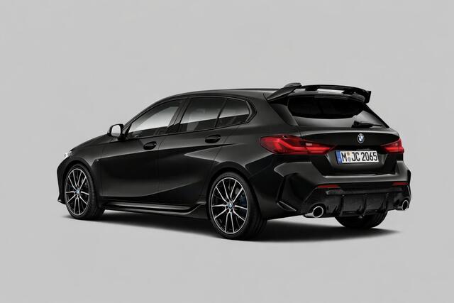 BMW 1-SERIE M135i xDrive High Executive Edition | M Performance | Stoelverwarming | Cruise Control | Adaptive LED | Ambiance Verlichting | HIFI | Grootlichtassistent | M Sport Remmen