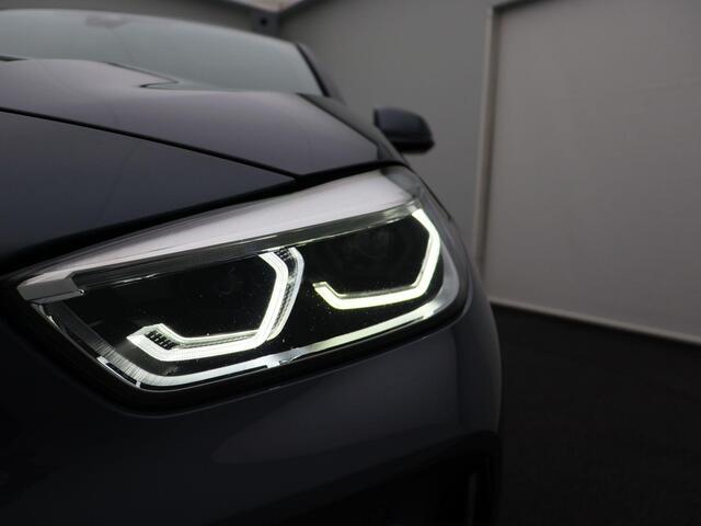 BMW 1-SERIE 118i M Sportpakket | HIFI | PDC | Panoramadak | 18"