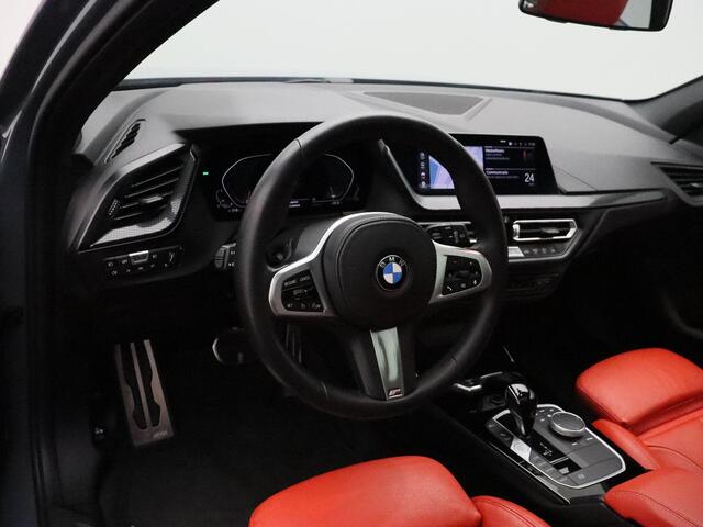 BMW 1-SERIE 118i M Sportpakket | HIFI | PDC | Panoramadak | 18"