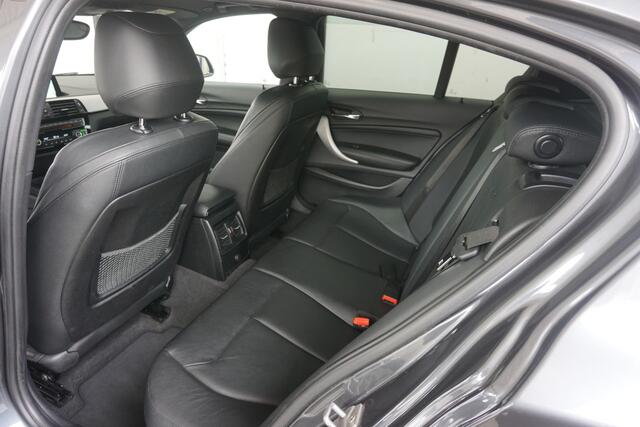 BMW 1-SERIE M140i High Exec Harman Kardon | Dealeronderhouden | DAB+ | 340PK!