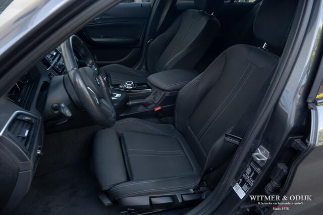BMW 1-SERIE 118i Sportstoelen, M-stuur, NL-auto